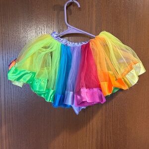 Rainbow tulle skirt sz 2-3